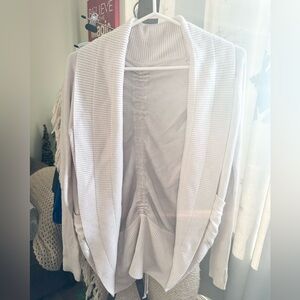 lululemon athletica Soft Ribbed Cardigan - Cream. Size 6